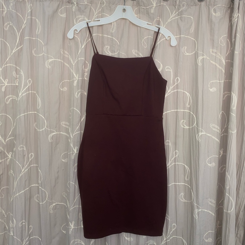 Maroon straight neck dress